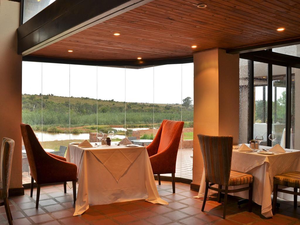 African Hills Safari Lodge & Spa Магалисбург Екстериор снимка